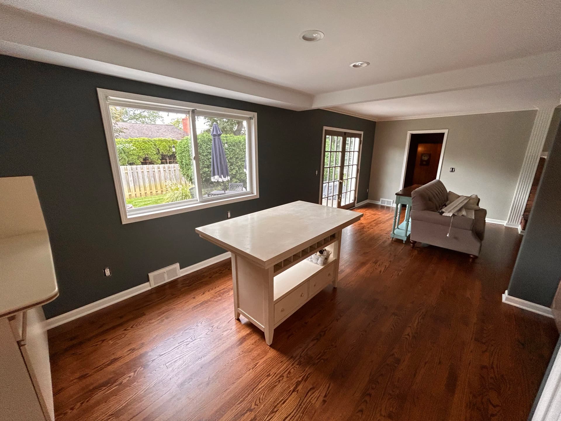 Gallery photos for Grosse Pointe Woods Living Room and Kitchen Interior Painting: Image #3