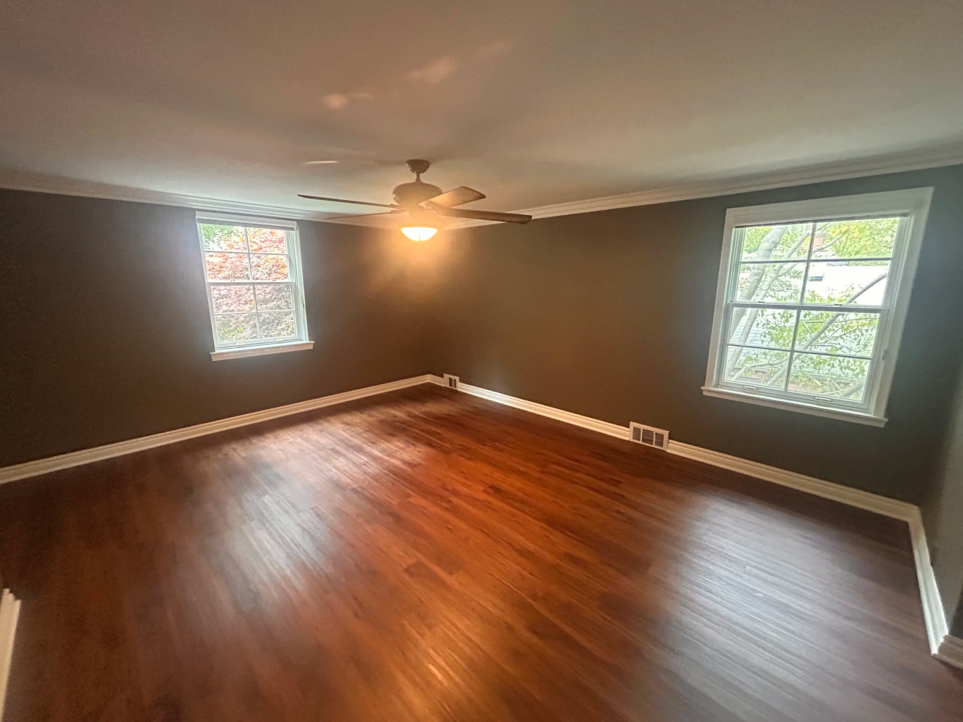 Gallery photos for Grosse Pointe Woods Master Bedroom Gets a Bold Color Upgrade: Image #5