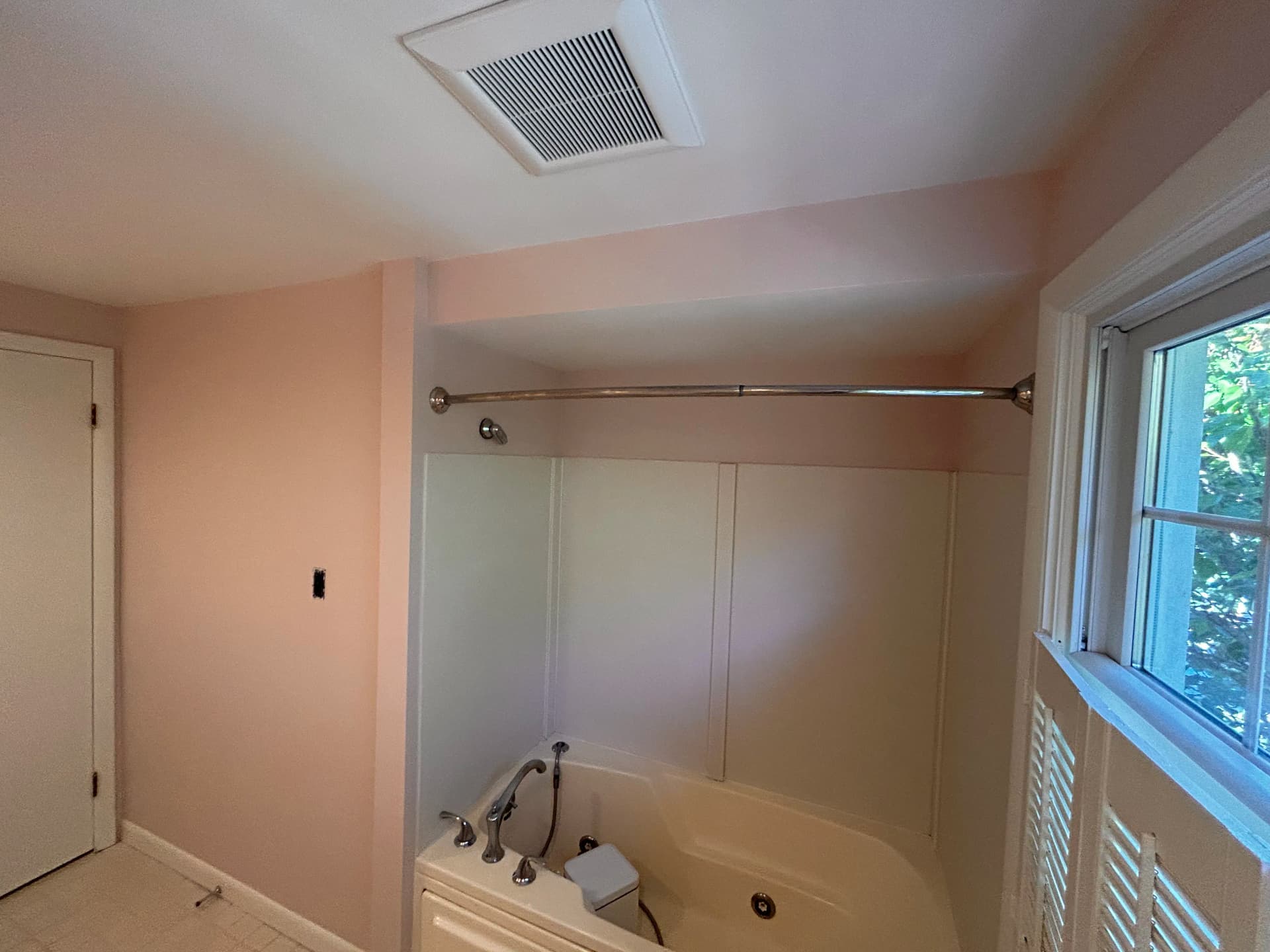 Bathroom Paint Makeover in Grosse Pointe Woods image