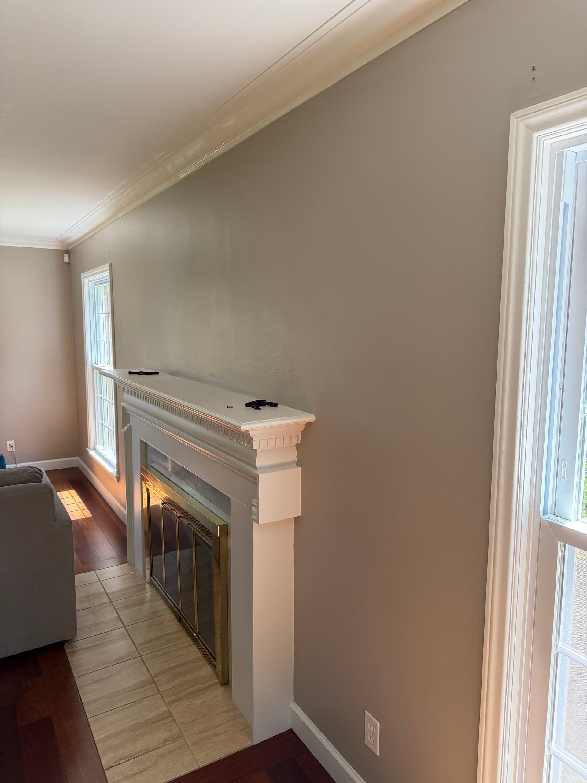 Gallery photos for Plaster Repairs and Fresh Paint in a Grosse Pointe Park Living Room: Image #4