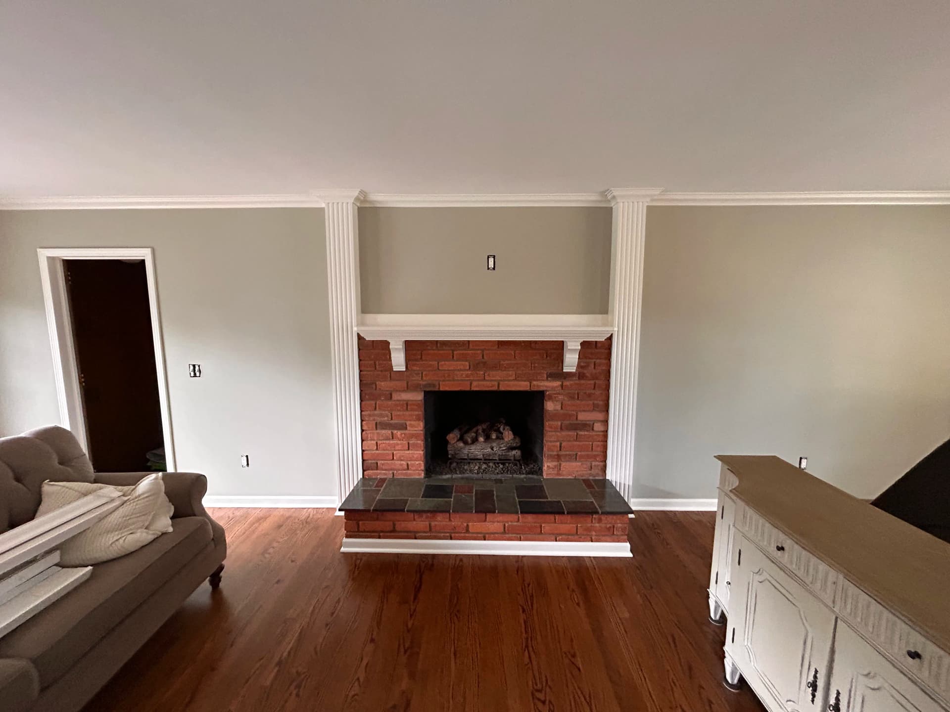 Gallery photos for Grosse Pointe Woods Living Room and Kitchen Interior Painting: Image #4