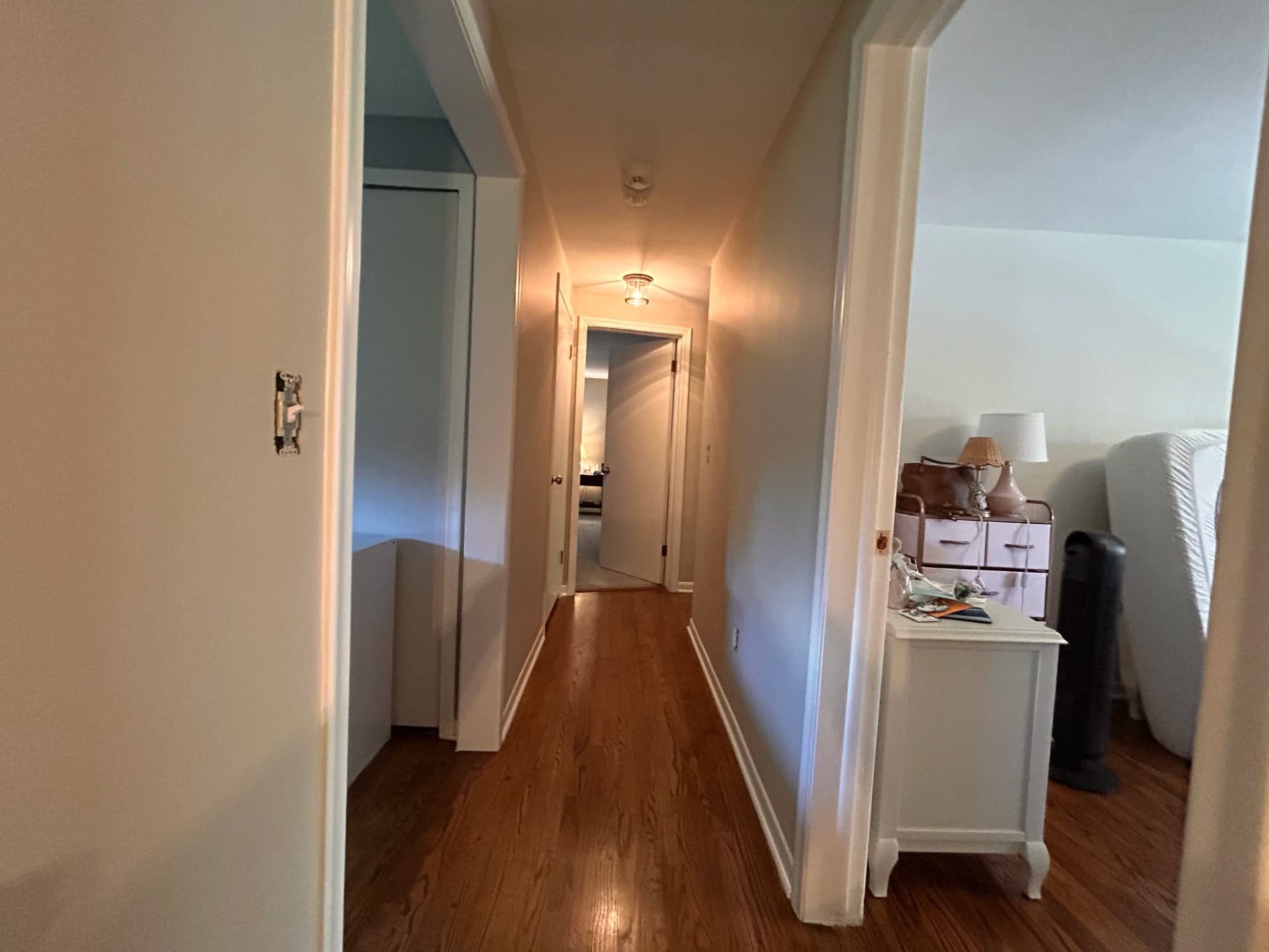 Gallery photos for Foyer and Hallway Interior Painting Done Right in Grosse Pointe Woods: Image #7