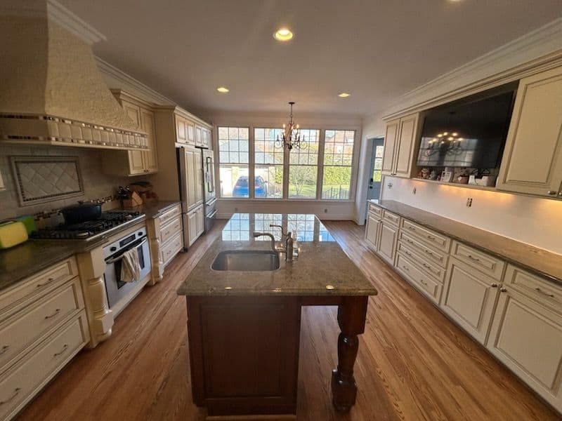 Gallery photos for Stunning Kitchen and Mudroom Renovation with Classic Contrast: Image #3