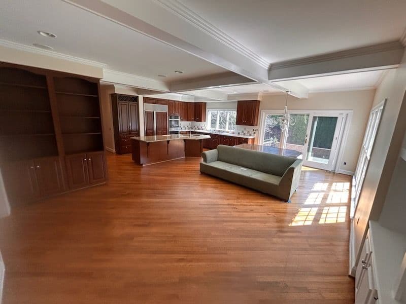 Gallery photos for Grosse Pointe Farms Kitchen Repaint Done Right with Benjamin Moore: Image #1