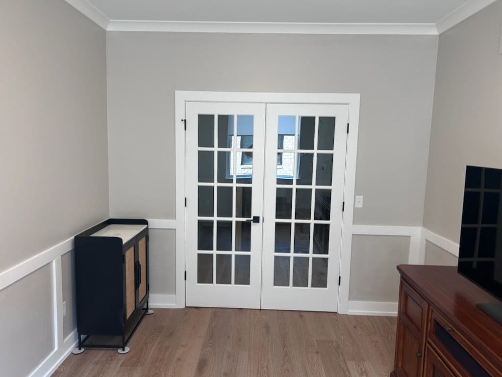 Gallery photos for Elegant Home Den Makeover with Agreeable Gray: Image #1