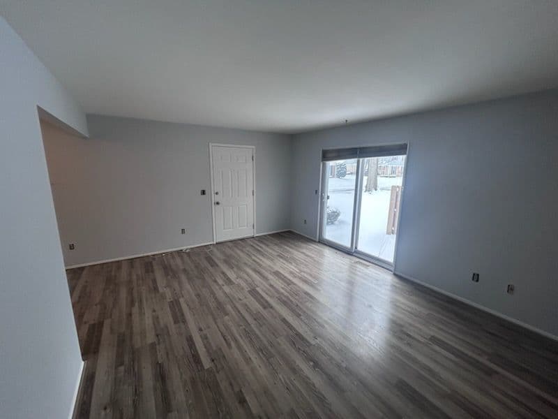 Gallery photos for Stylish Condo Refresh in Harrison Township: Image #2